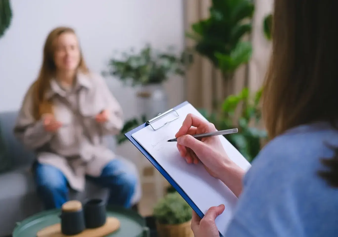 Uzależnienia behawioralne Leszno: wywiad z pacjentką i notatki specjalisty